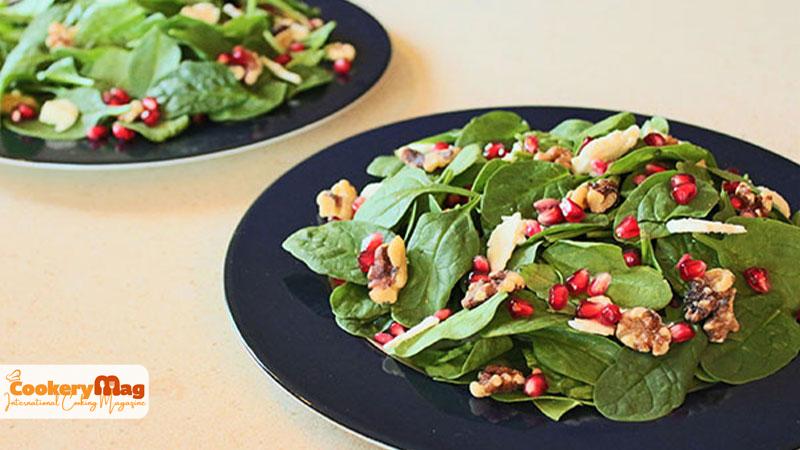 Spinach and Pomegranate salad for Yalda night food