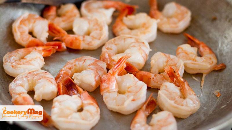 food with shrimp 