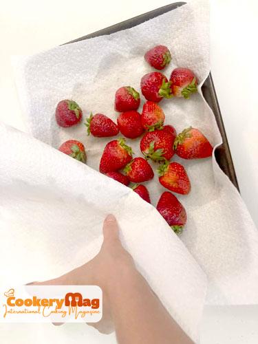 Make Sure Strawberries Are Dry