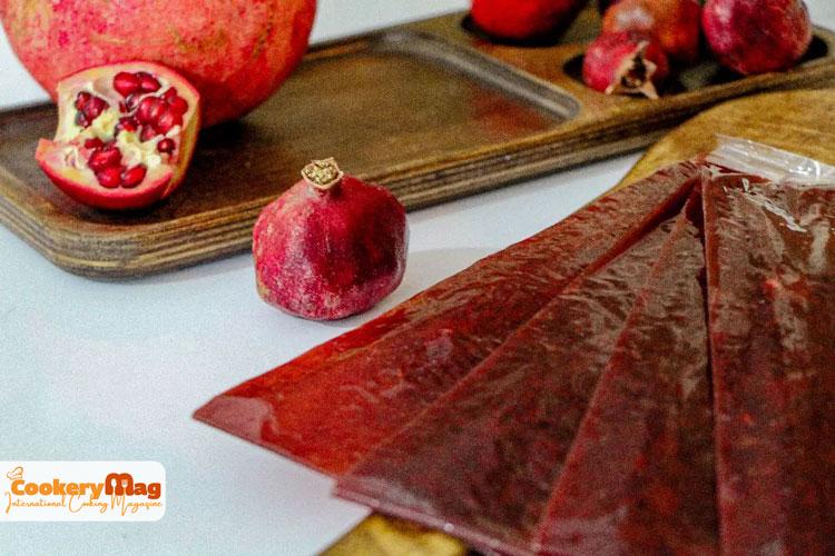 Pomegranate lavashak