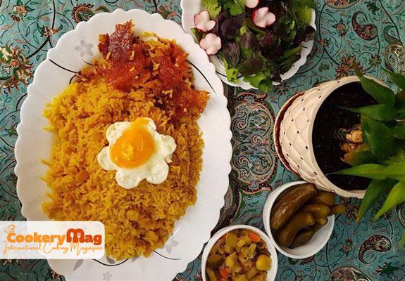 fried egg on dum pukht